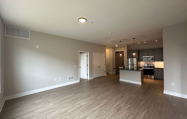 2 beds, 2 baths, 1,170 sqft, $2,450, Unit 214