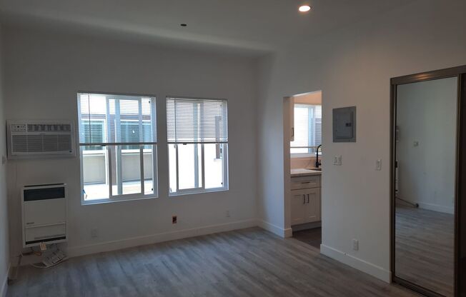 1331 Albany St.