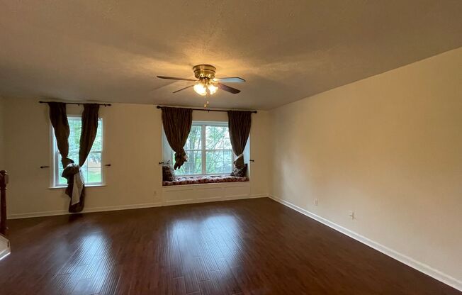 4 Bed Townhome in South Stafford