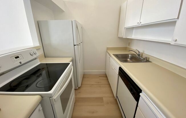 310 N. Civic Dr. #301, Walnut Creek - Keys Resort Living