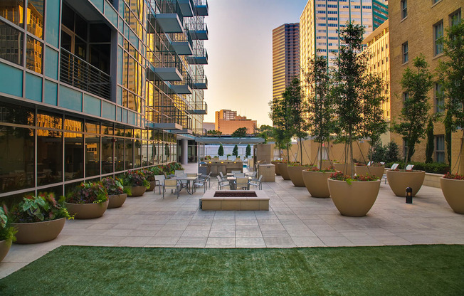 Terrace with fire pit and ample seating - Main 3 Downtown