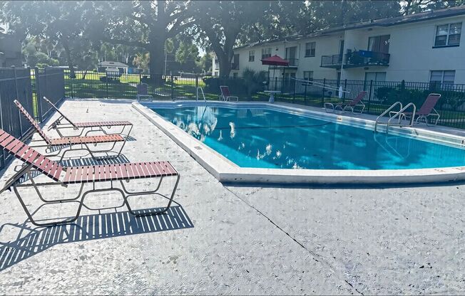 2 beds, 1 bath, 875 sqft, $1,250, Unit 70