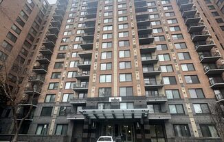 Alexandria/Huntington Metro - 2451 Midtown Avenue - $2,400.00