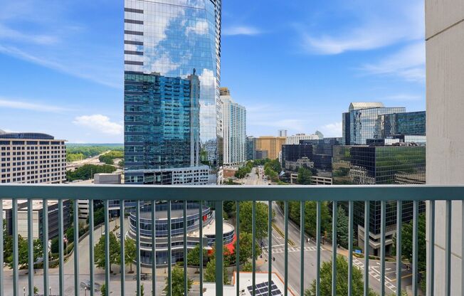 1 bed, 1 bath, $1,995, Unit Unit 1403