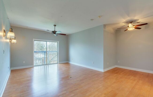 1 bed, 1 bath, $1,400, Unit # 407