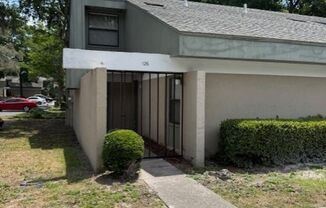 Move In Ready Condo in Woodside Villas