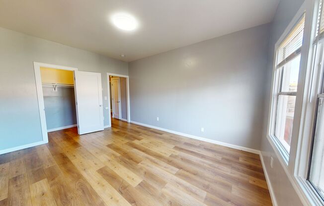 Studio, 1 bath, 373 sqft, $1,275, Unit 108