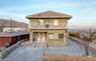1318 N EL PASO ST