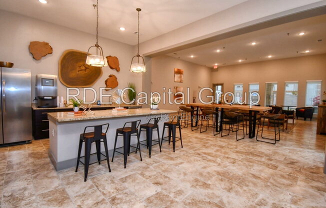 2 beds, 2 baths, 985 sqft, $1,300, Unit 2304 B1