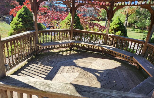 2 beds, 1 bath, 897 sqft, $2,385, Unit A-24