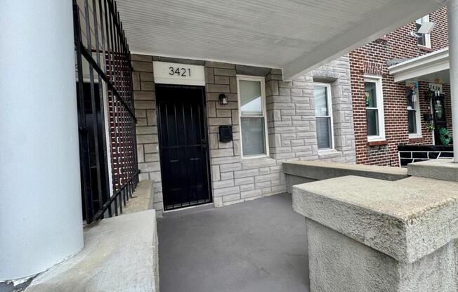 3421 RAVENWOOD AVE