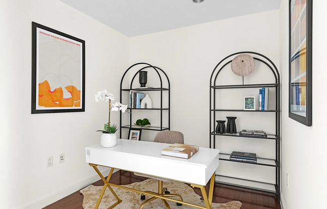 2 beds, 1 bath, 1,005 sqft, $6,250, Unit 7B