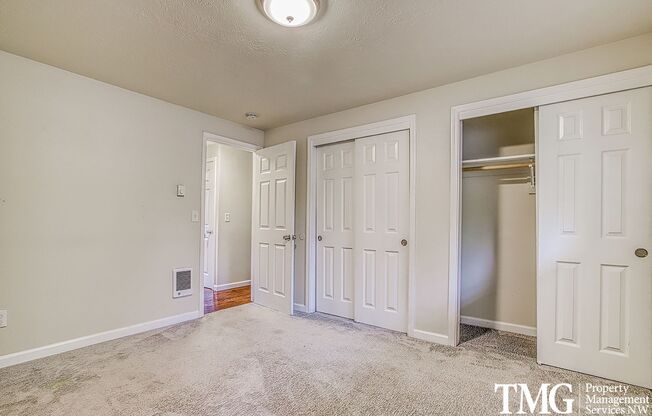 2 beds, 1 bath, 850 sqft, $1,450, Unit 203