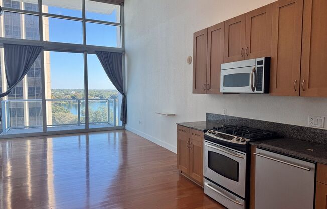 Studio, 1 bath, $1,795, Unit Unit 701