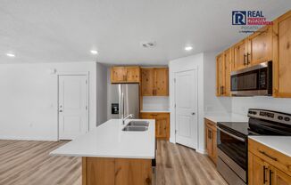 3 beds, 2 baths, 1,080 sqft, $1,270, Unit #218