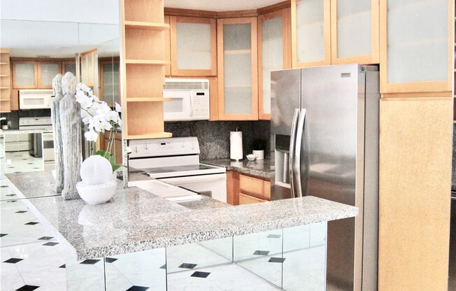 2 beds, 2 baths, 974 sqft, $3,975, Unit 602