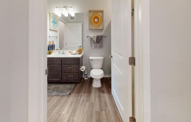 1 bed, 1 bath, 580 sqft, $1,450, Unit 3 - 162