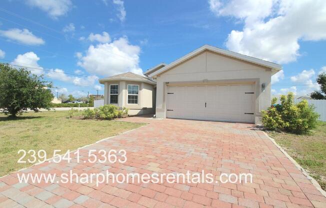 709 SW 25 LN