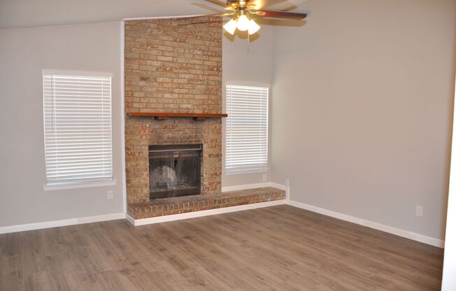 3-Bedroom 2-Bath Duplex in NW Austin