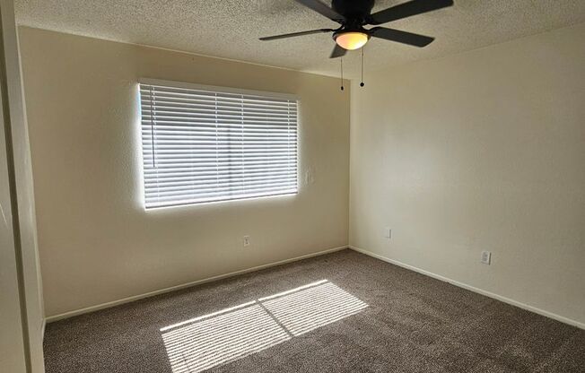2 beds, 1 bath, 880 sqft, $1,195, Unit 208