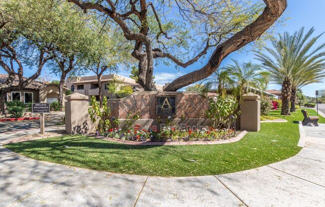 2 beds, 2 baths, 1,010 sqft, $1,600, Unit 1046