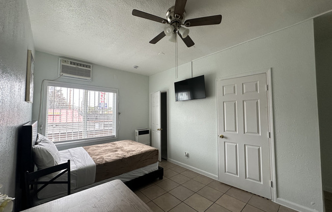 Studio, 1 bath, 190 sqft, $1,054.17, Unit 202