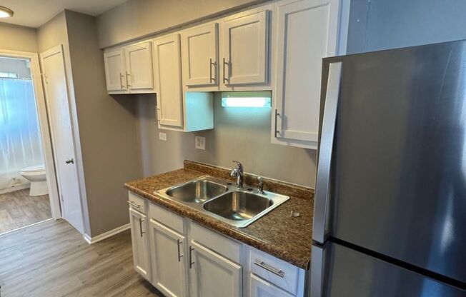 1 bed, 1 bath, $1,500, Unit 8216-8