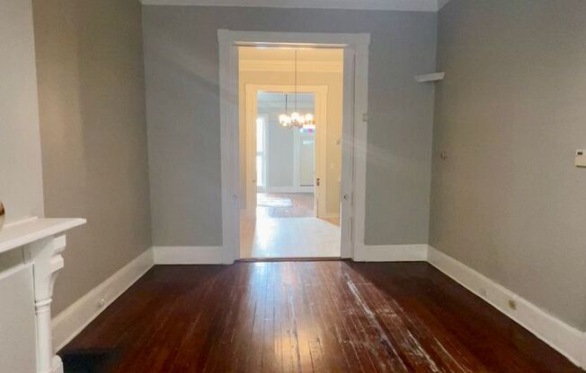 Charming 1 Bedroom Apartment Located in Station North