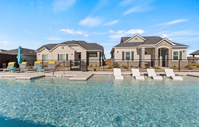 Resort-style pool and lounging at Avilla Lakeridge in Arlington, TX 76002.