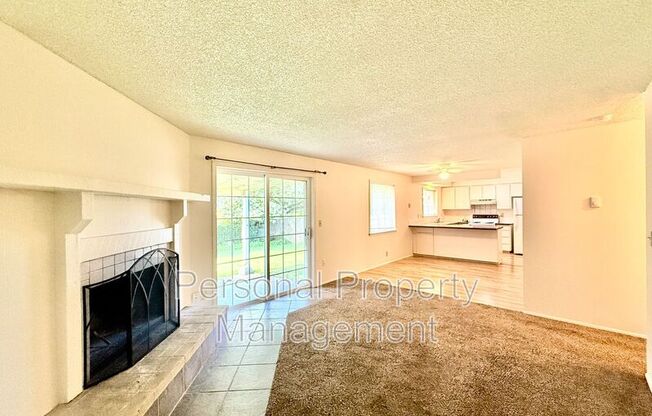 13715 SE 20 CIR