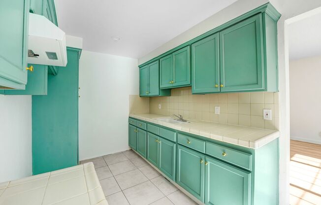 3853-3855 Potomac Ave