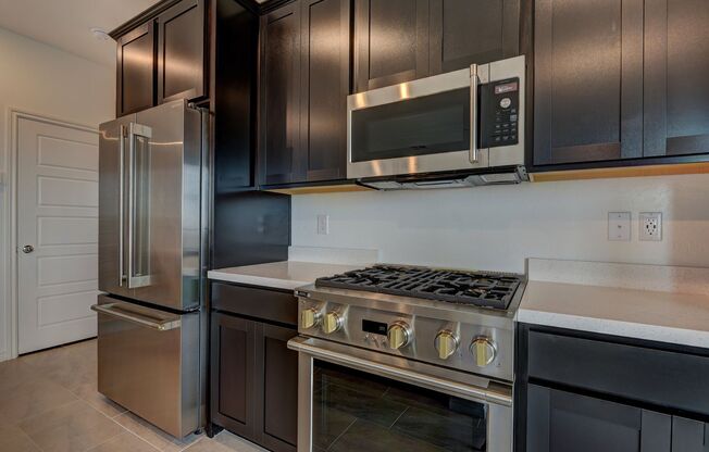 3 beds, 3 baths, $2,710