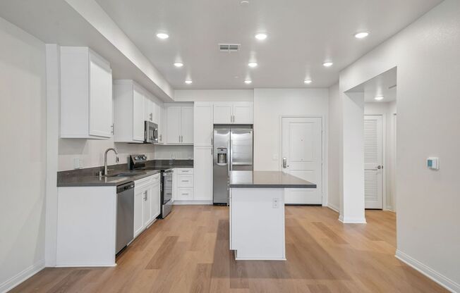 1 bed, 1 bath, $2,335, Unit GP-A 306