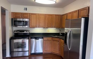 1 bed, 1 bath, 723 sqft, $1,699, Unit 5313 #4