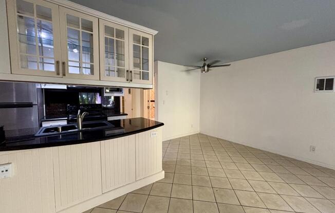 1 bed, 1 bath, 568 sqft, $1,500