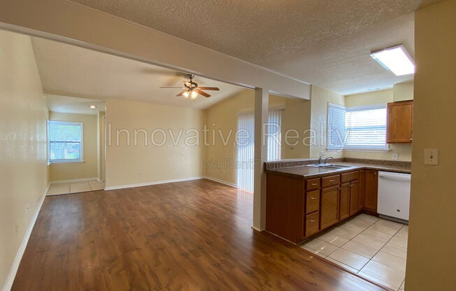 2924 ANTIQUE OAKS CIR