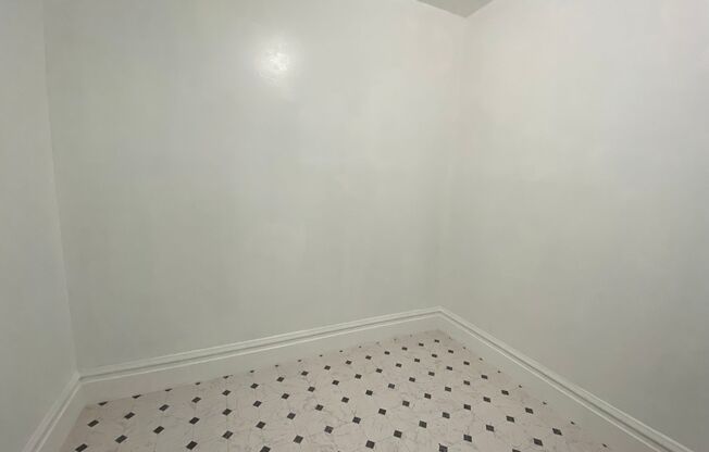 301 COLUMBUS AVE