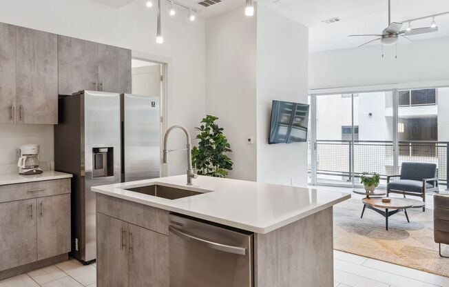 1 bed, 2 baths, $1,799, Unit 404