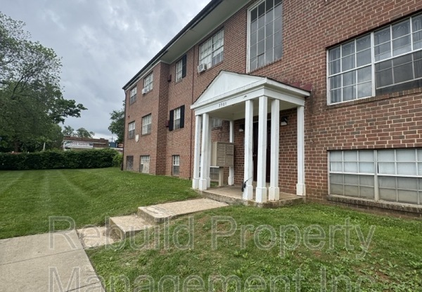 3901 GROVELAND AVE