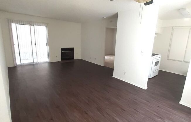 2 beds, 2 baths, 900 sqft, $2,450, Unit Unit 111