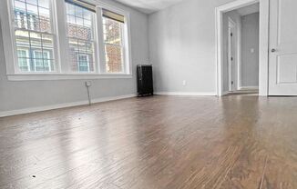2 beds, 1 bath, 675 sqft, $1,300, Unit C-305
