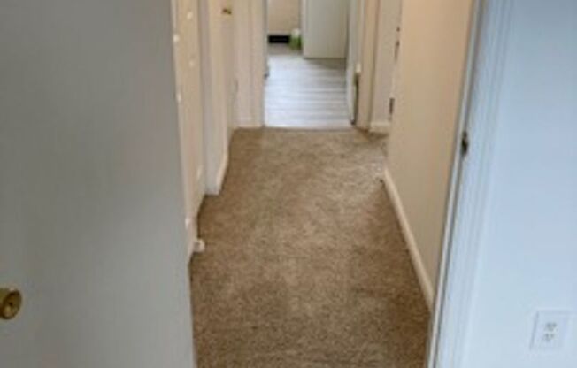 1 bed, 1 bath, $1,400, Unit G2