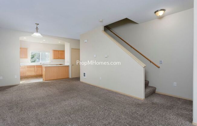 Beautiful SE Portland Three Bedroom Townhome!