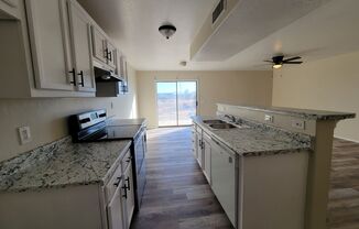 3 beds, 2 baths, $1,595, Unit UNIT C