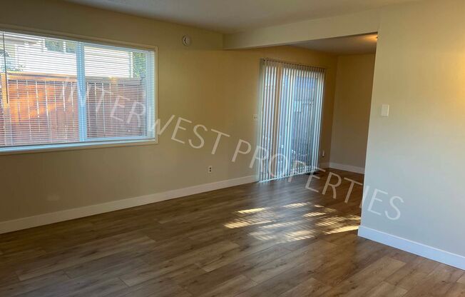 2 beds, 1 bath, 840 sqft, $1,995