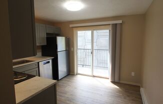 2 beds, 1 bath, 800 sqft, $1,150, Unit 3