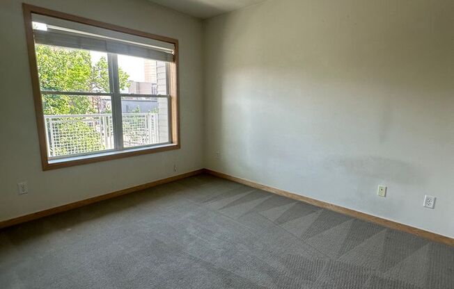 2 beds, 2 baths, 1,000 sqft, $1,395, Unit 312