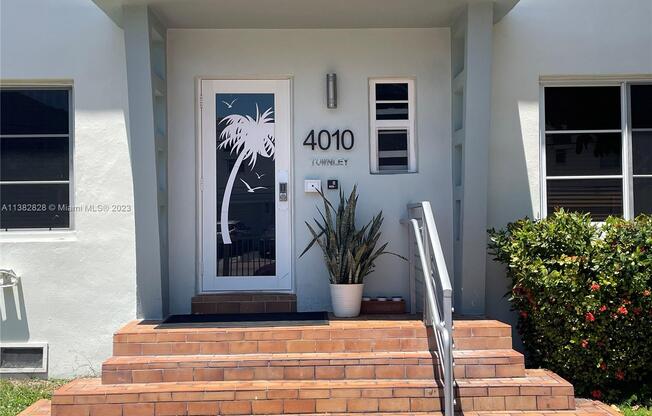 4010 MERIDIAN AVE