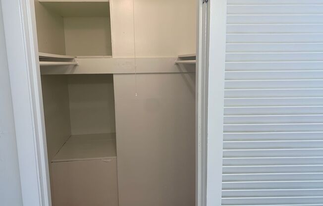 1 bed, 1 bath, 682 sqft, $1,295, Unit 114