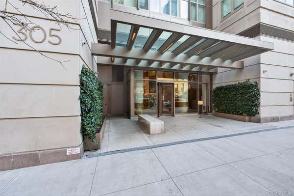 2 beds, 2 baths, 1,268 sqft, $11,500